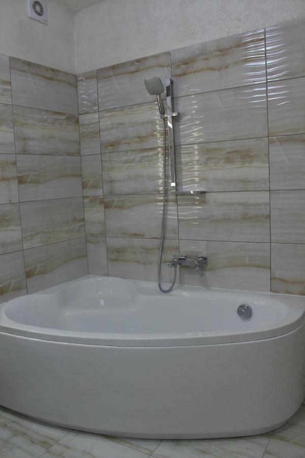 Hotel Chio Vazec Bagian luar foto